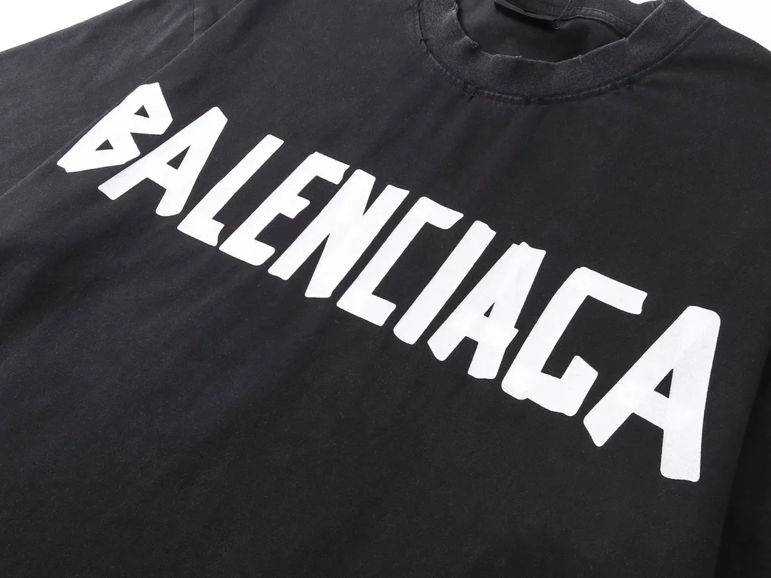 【 . Quality】BALENCI*GA/ .25ss Classic . T . . ZP . 260 ， . ， ， 。Classic . ， 。 . ， 。 ， ， 。 OS . Same Style。 ：BL 253632 ： ， Size：XS，S，M，L